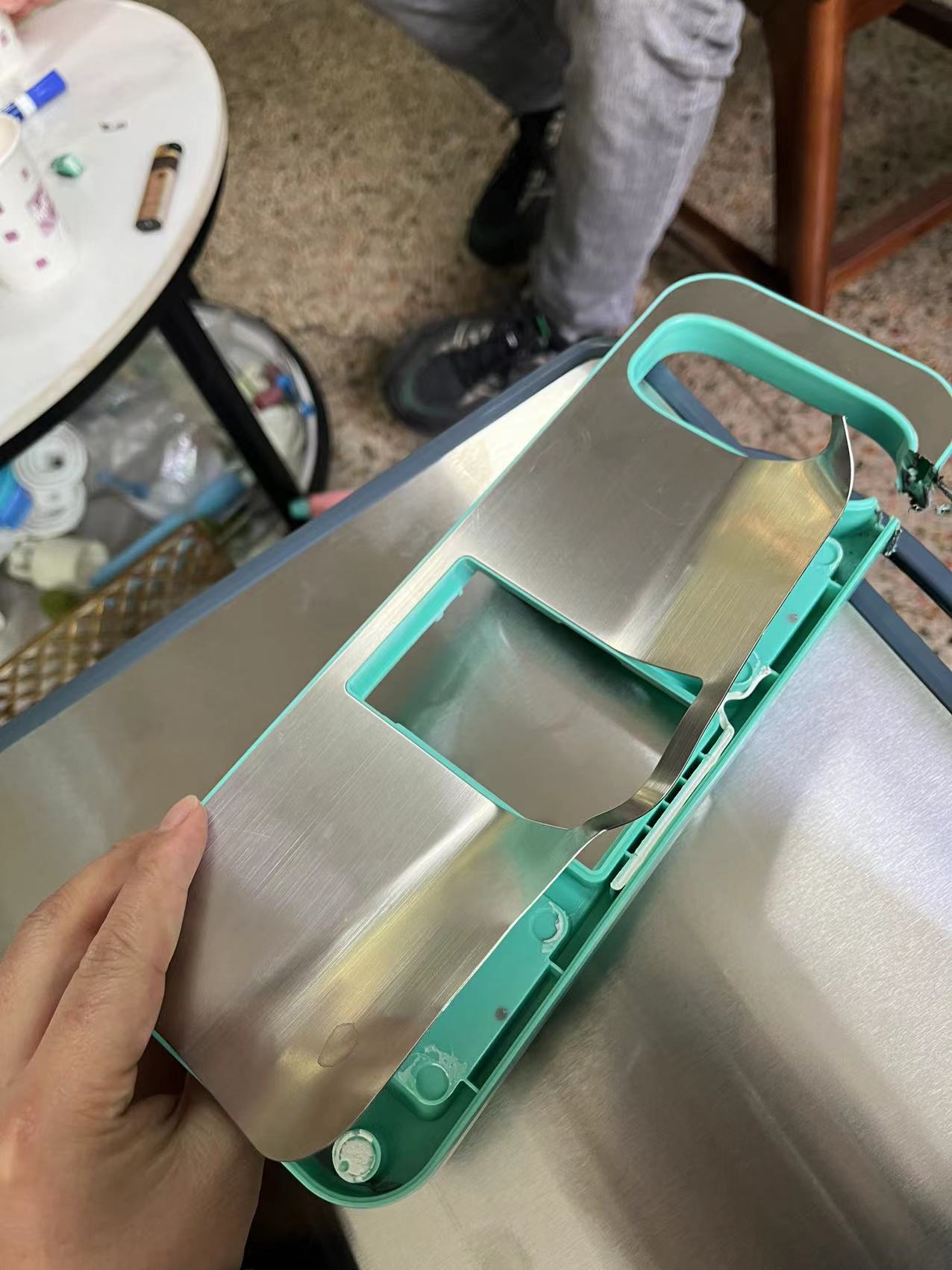 九點(diǎn)ABS粘不銹鋼膠水幫助客戶解決廚房切菜神器的粘接問題