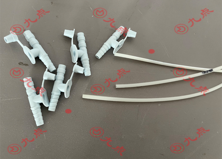 PVC粘TPE用什么膠水能牢固？-東莞九點批發供應5秒定位環保透明瞬間膠